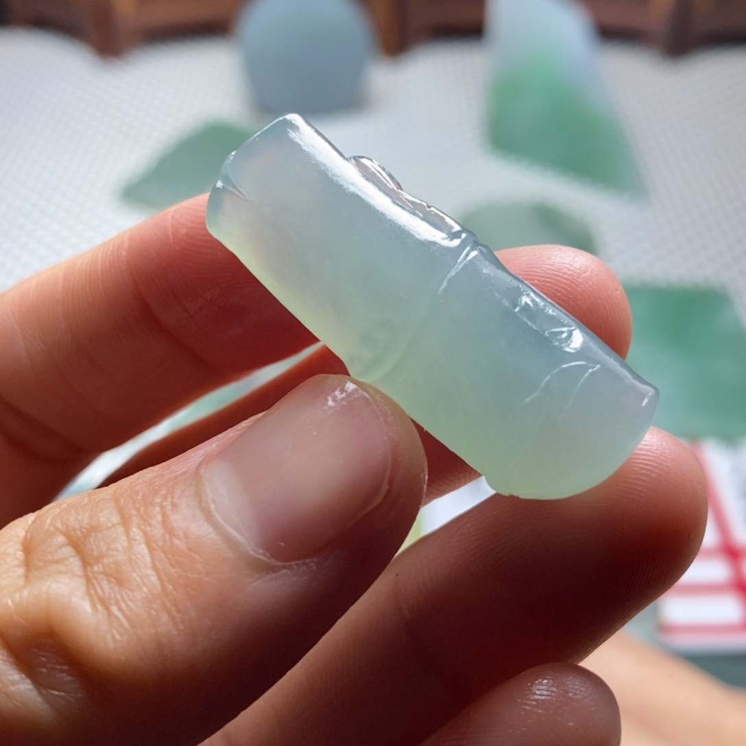 定制翡翠未镶嵌天然翡翠