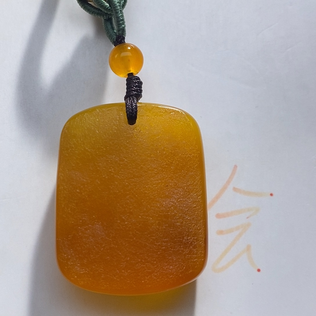 玉***缘未镶嵌定制琥珀蜜蜡吊坠