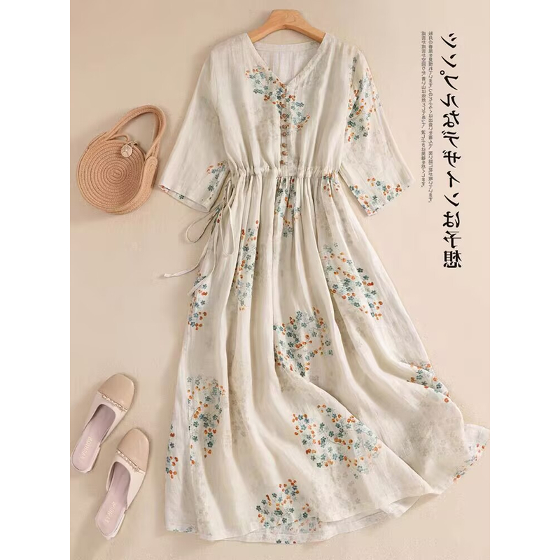 复古小碎花绣花连衣裙女2025新款宽松显瘦抽绳收腰度假长裙印花