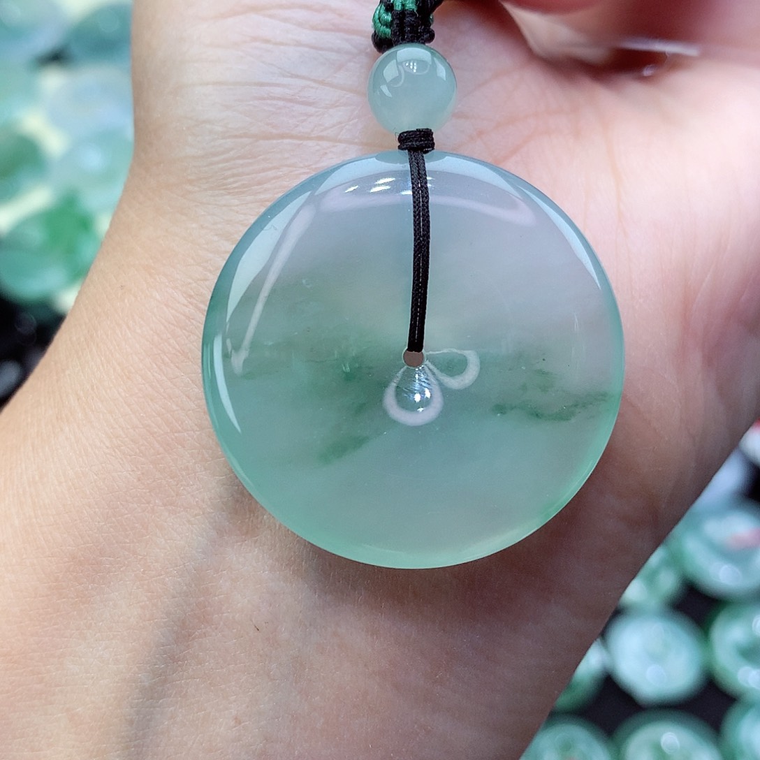 翡翠颈饰未镶嵌68尺寸32.4-6.0