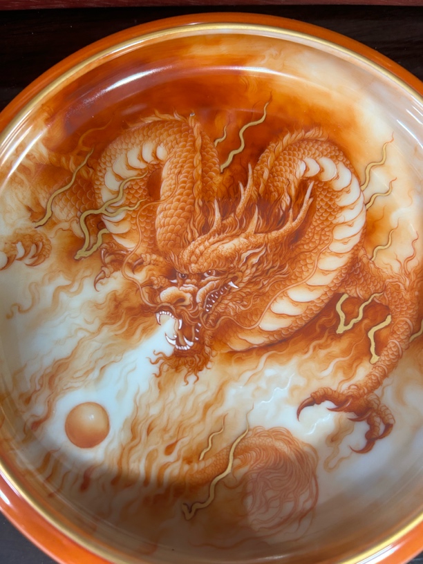 云骥轩手绘矾红描金龙笔洗