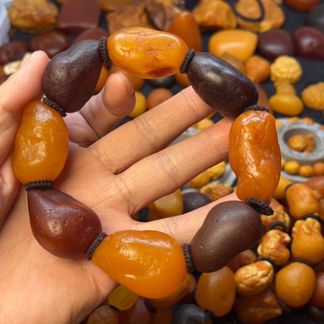 琥珀裸石未镶嵌天然蜜蜡手串