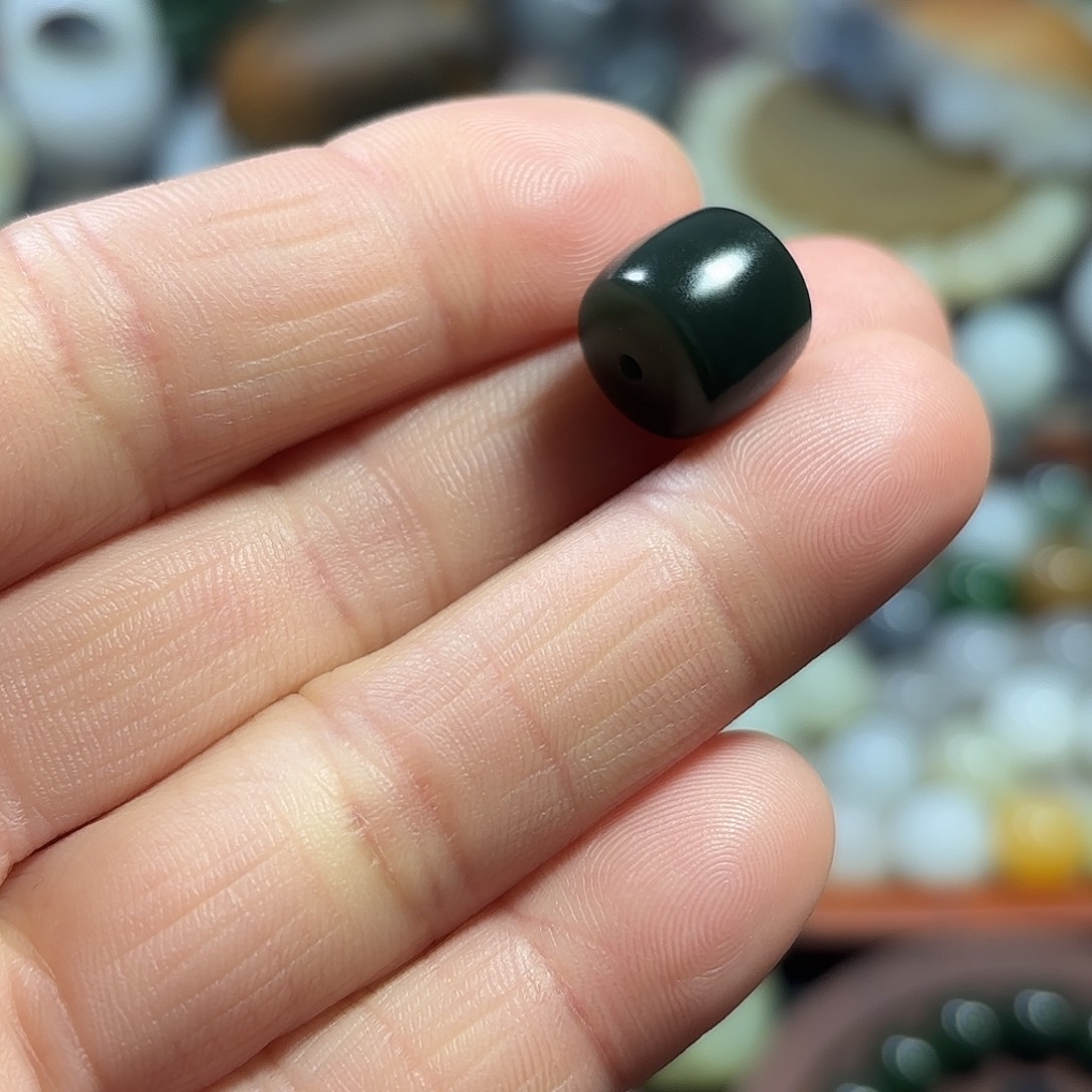 和田玉珠子未镶嵌7****8