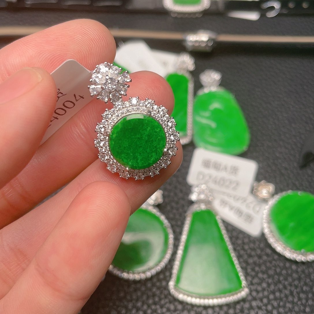 【闪购商品】翡翠吊坠(不含链)银S925镶嵌