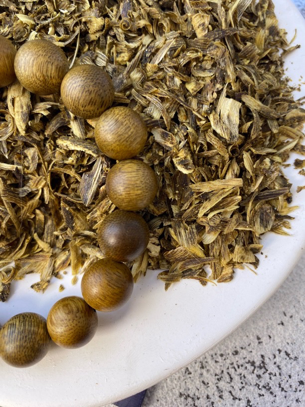 沉香黄熟香花果蜜甜鼻祖高山原料母树沉香碎屑养香配香囊