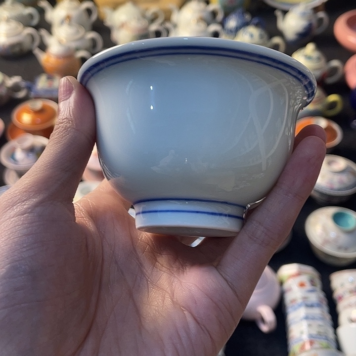 瓷片今天爱吃大米饭