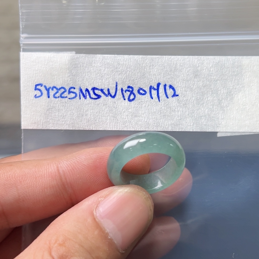 定制翡翠未镶嵌圈口12