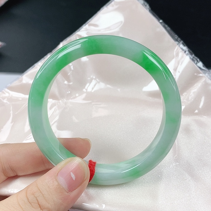 未镶嵌手镯翡翠翡翠905