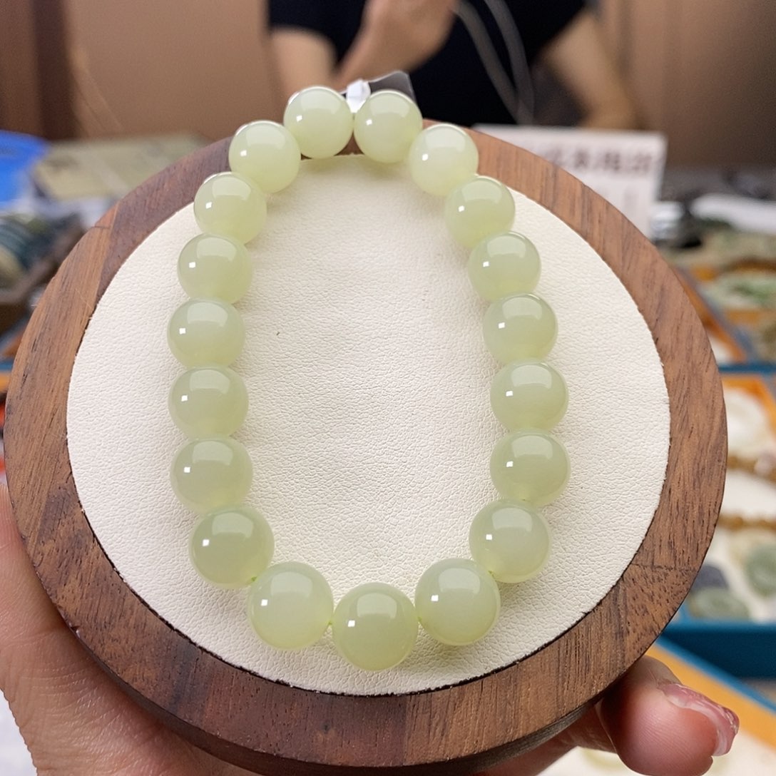 未镶嵌手串和田玉A21