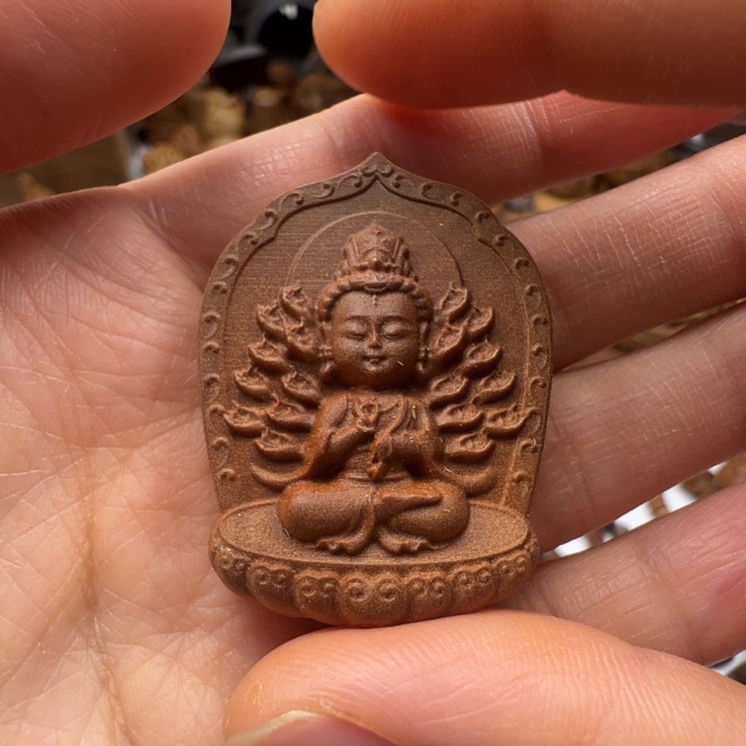 檀香木千手观音老山檀