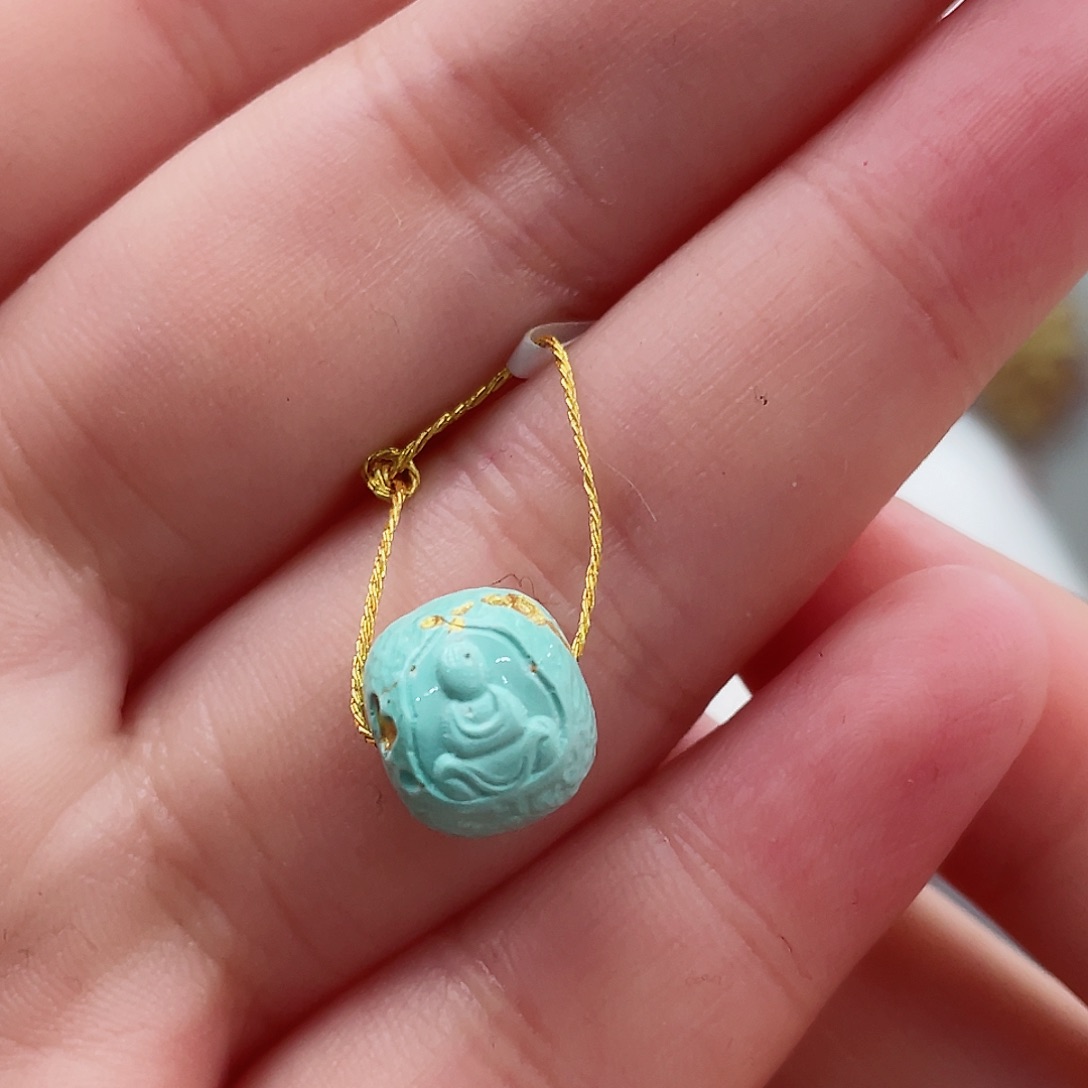 绿松石颈饰未镶嵌