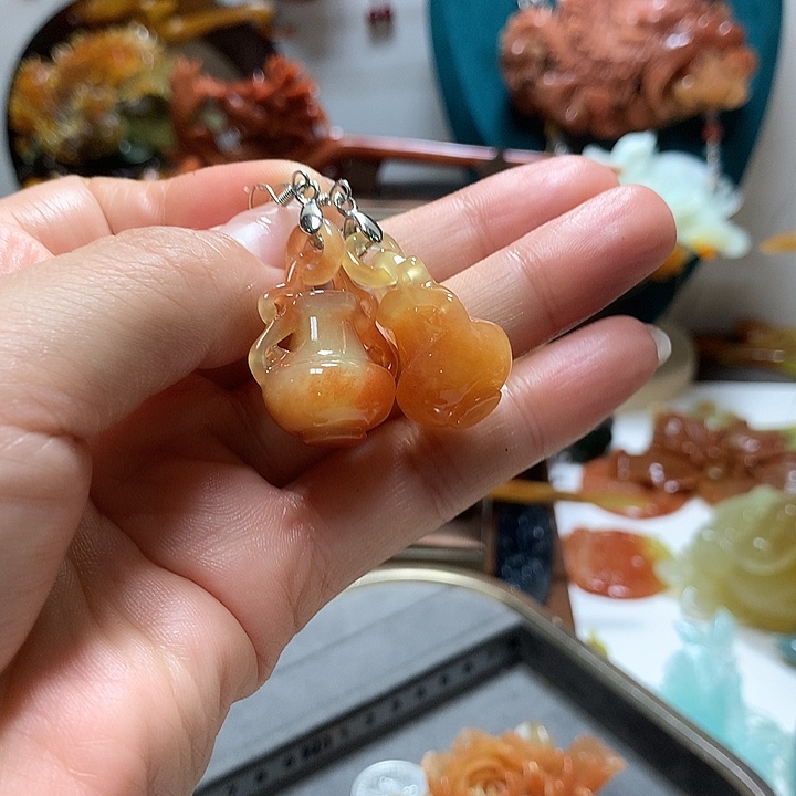 燕***姐合金蛇纹石玉发饰