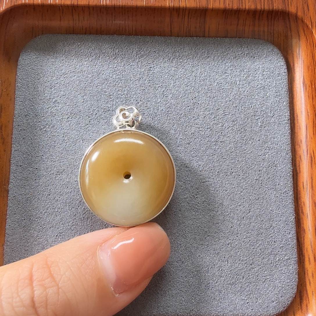 和田玉银S925镶嵌颈饰