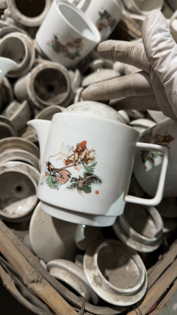 三打250左右容量盖子晃荡摆件