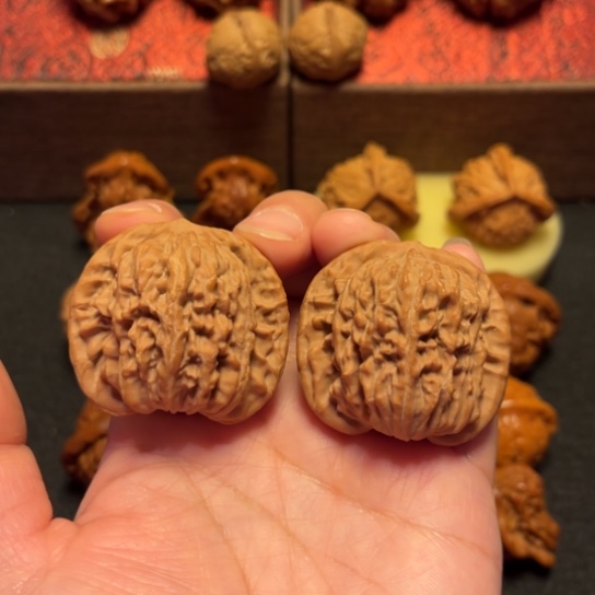 文玩核桃吊坠四座楼