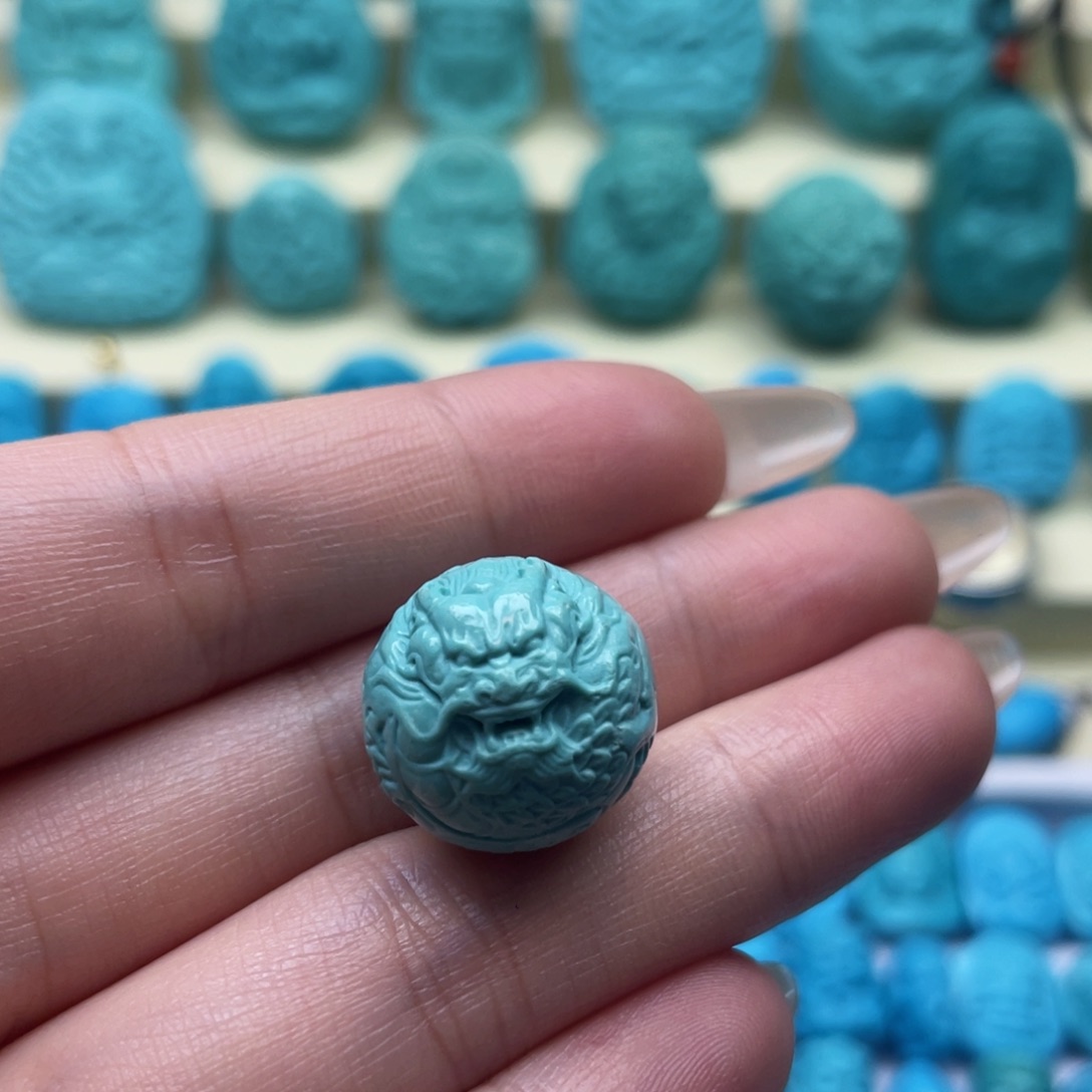 绿松石雕刻未镶嵌