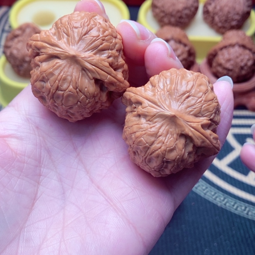 【闪购商品】文玩核桃把件团圆