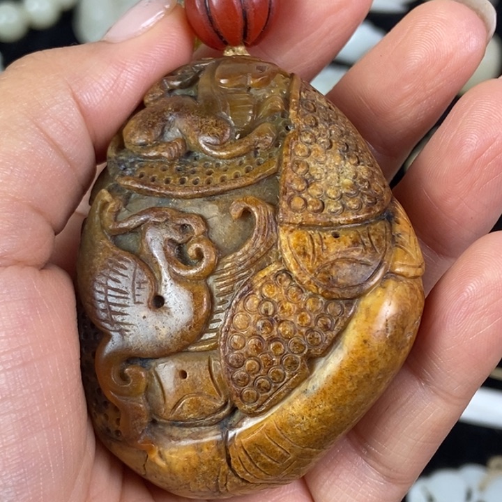 千***鹰和田玉未镶嵌挂件