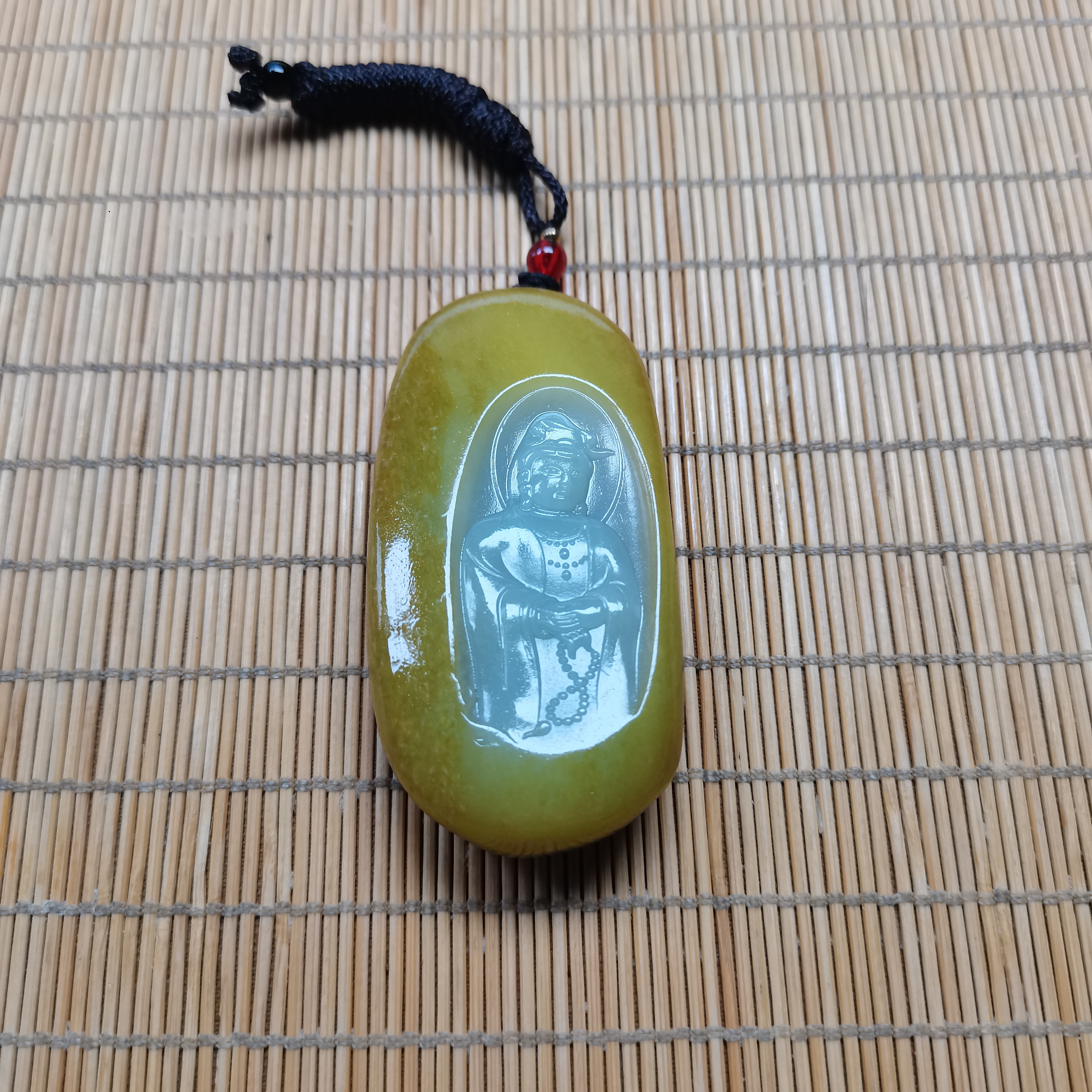 新疆和田玉佛珠观音菩萨95克