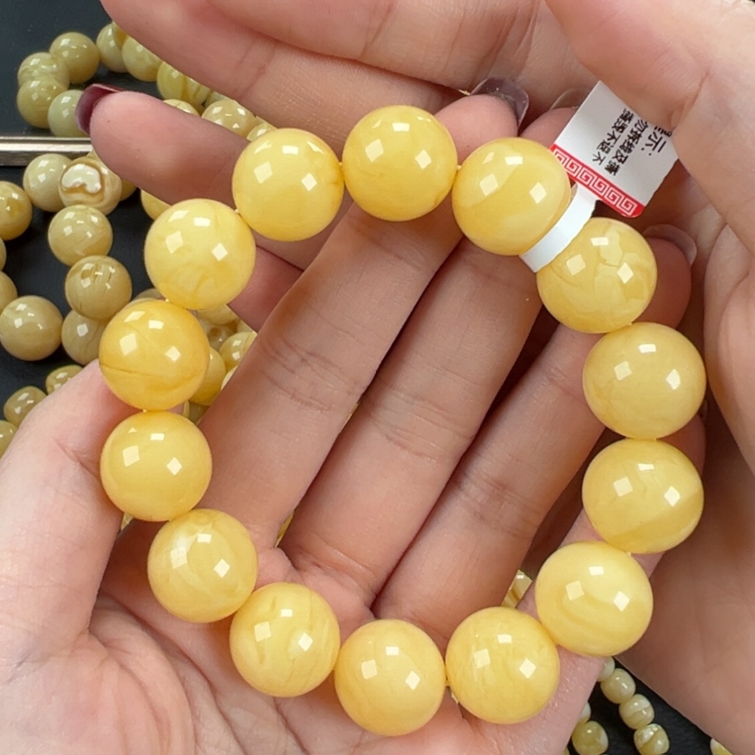 琥珀未镶嵌手链28.7黄白蜡