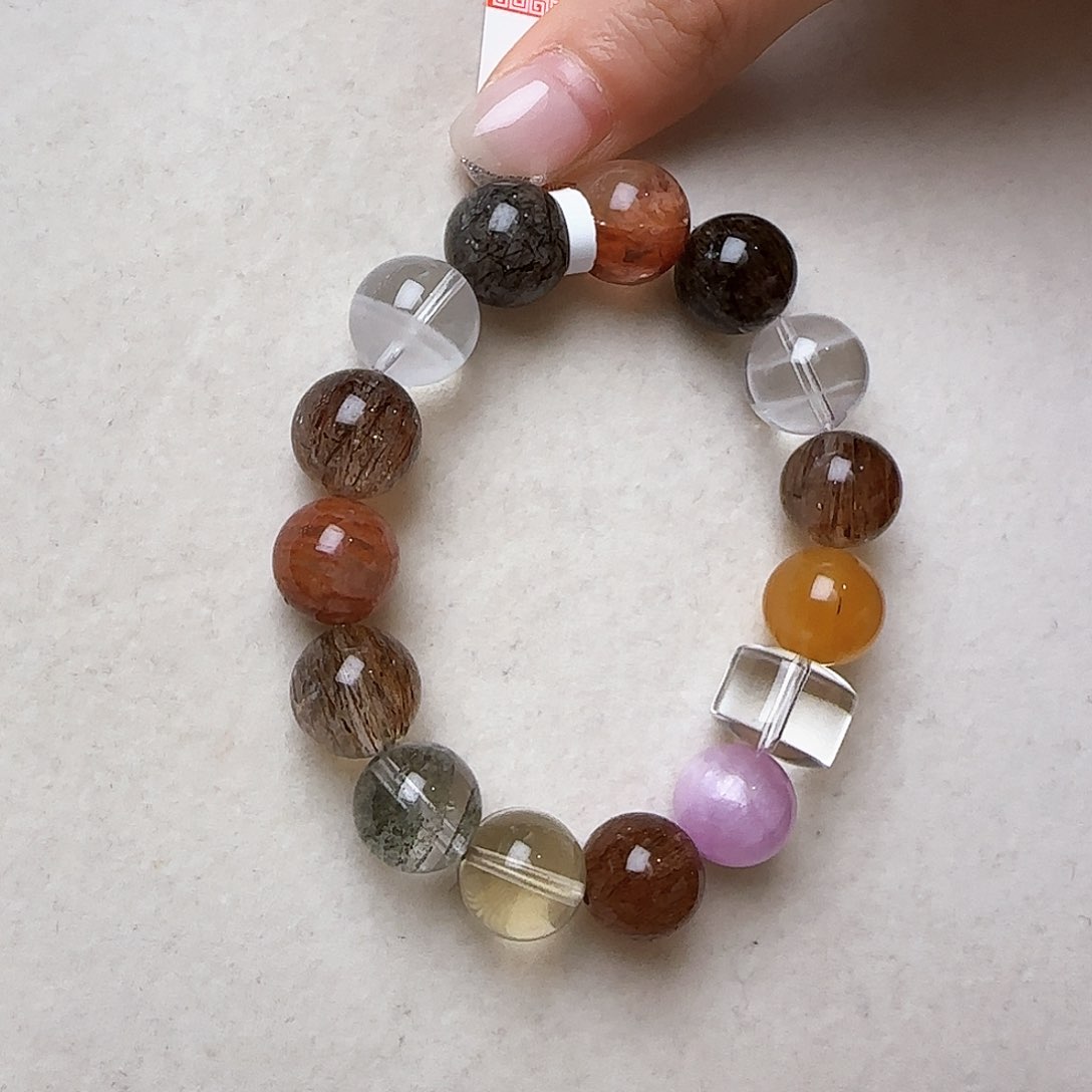 水晶手链未镶嵌?***球大气上档次