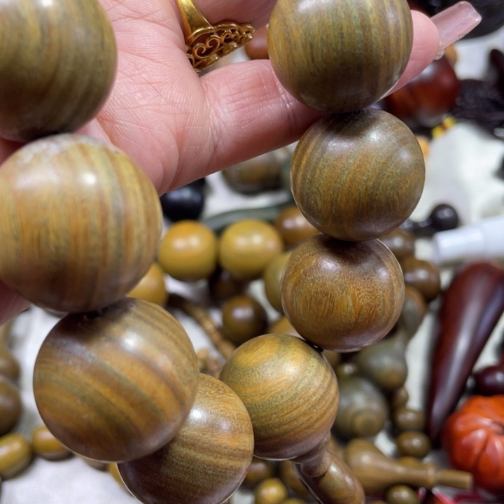 维腊木（绿檀）T****o11111