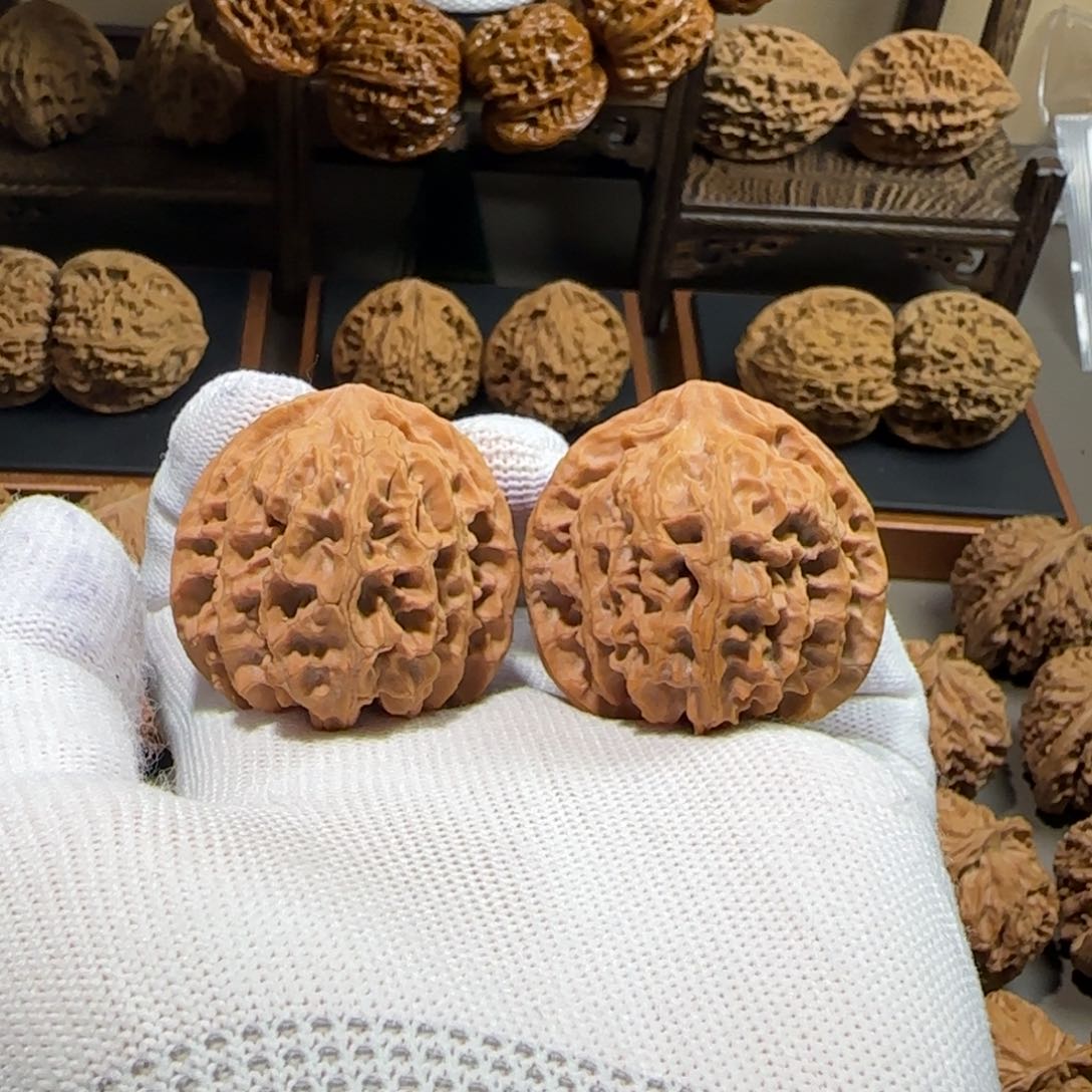 文玩核桃把件42尺全品苹果园