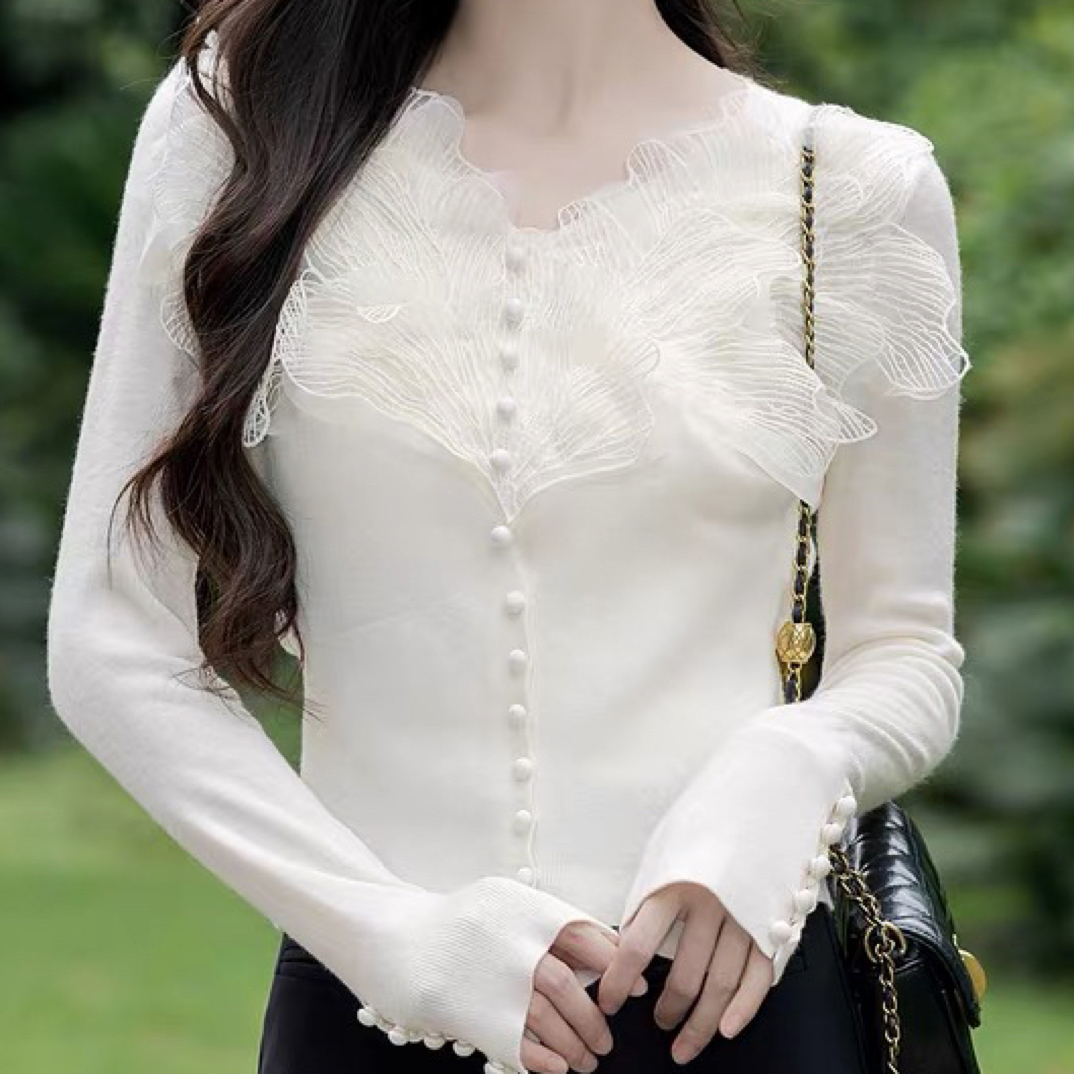 QL—1833拼接显瘦细羊毛长袖V领重工针织衫时尚秋冬蕾丝洋气