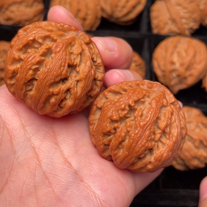 文玩核桃吊坠秦岭野生核桃文玩