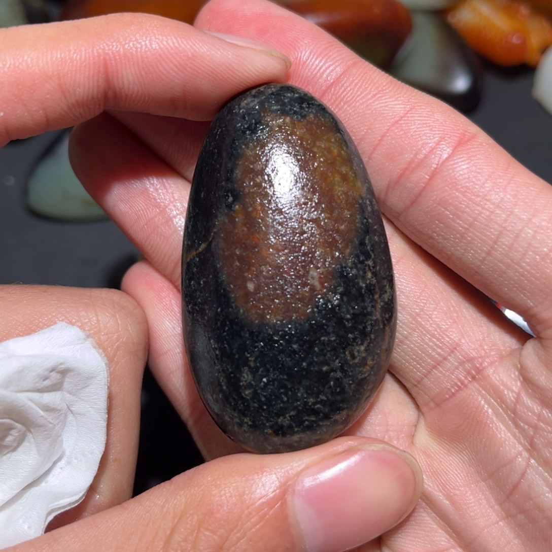 和田玉未镶嵌珠宝奇石