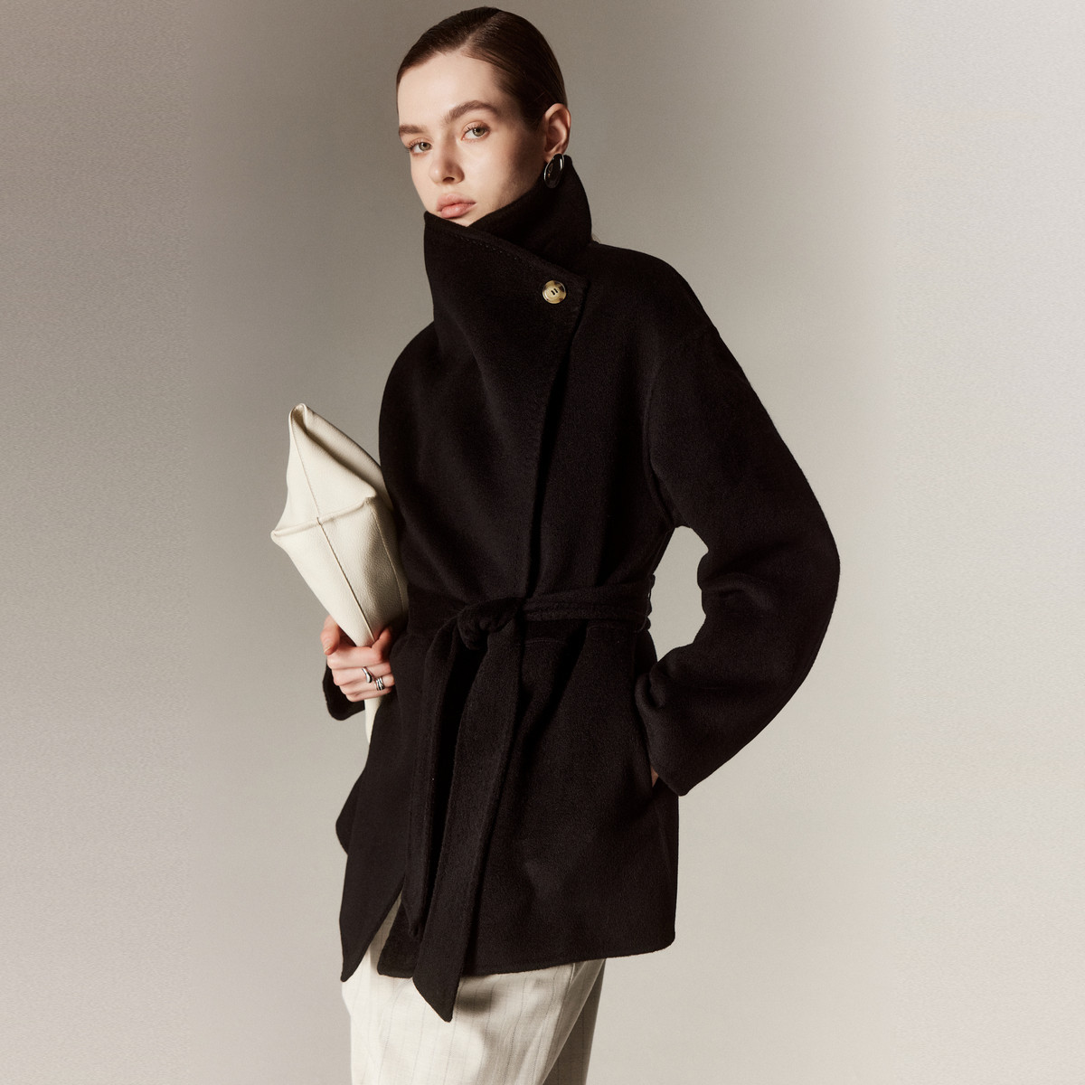 PALUOPO/帕罗山羊绒时尚女大衣ET2F2260D