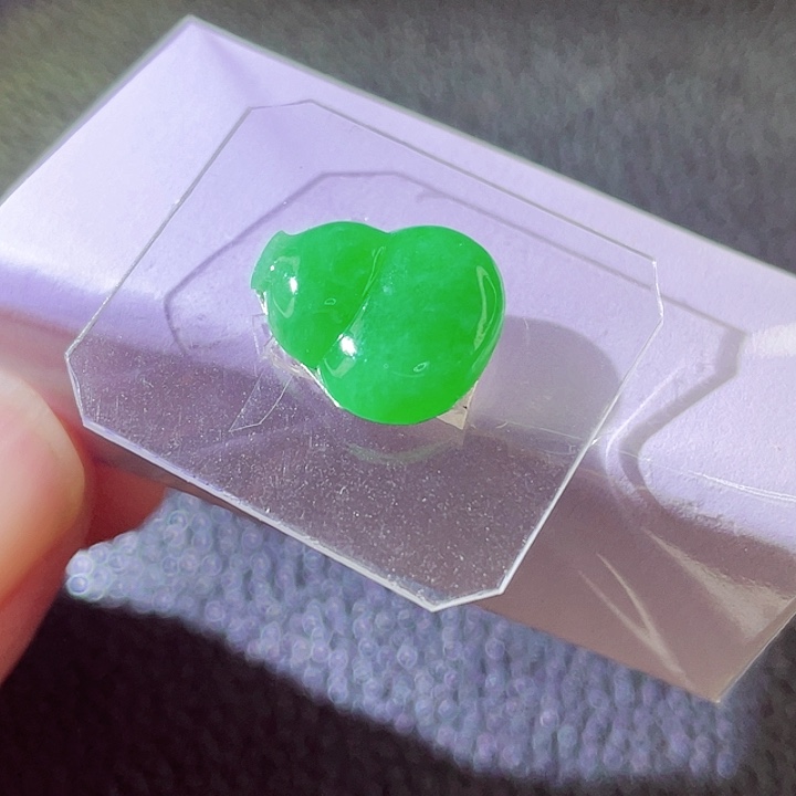 未镶嵌定制翡翠翡翠