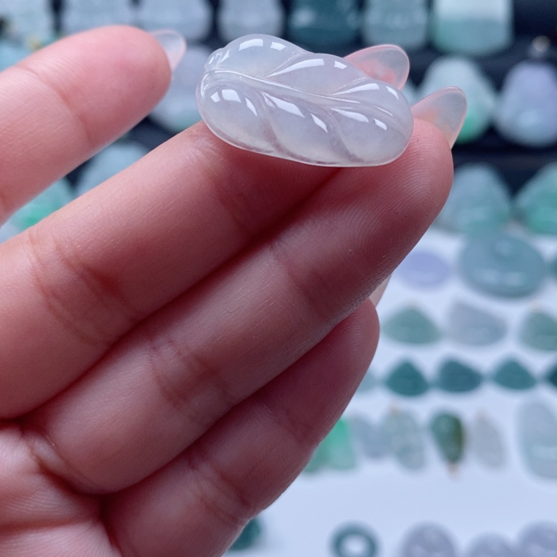 翡翠未镶嵌颈饰天然翡翠