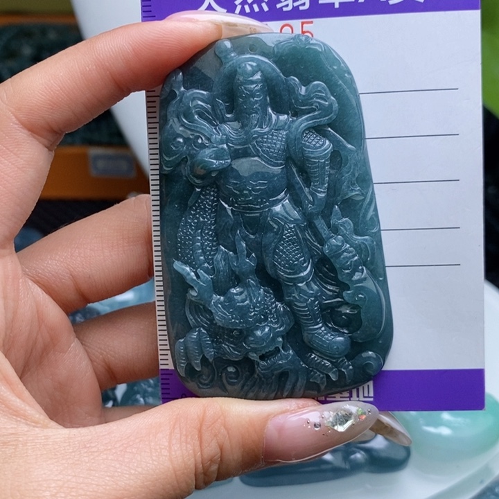 【闪购商品】翡翠未镶嵌颈饰……