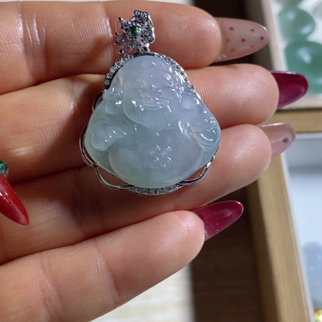 翡翠颈饰未镶嵌呱**财翡翠吊坠