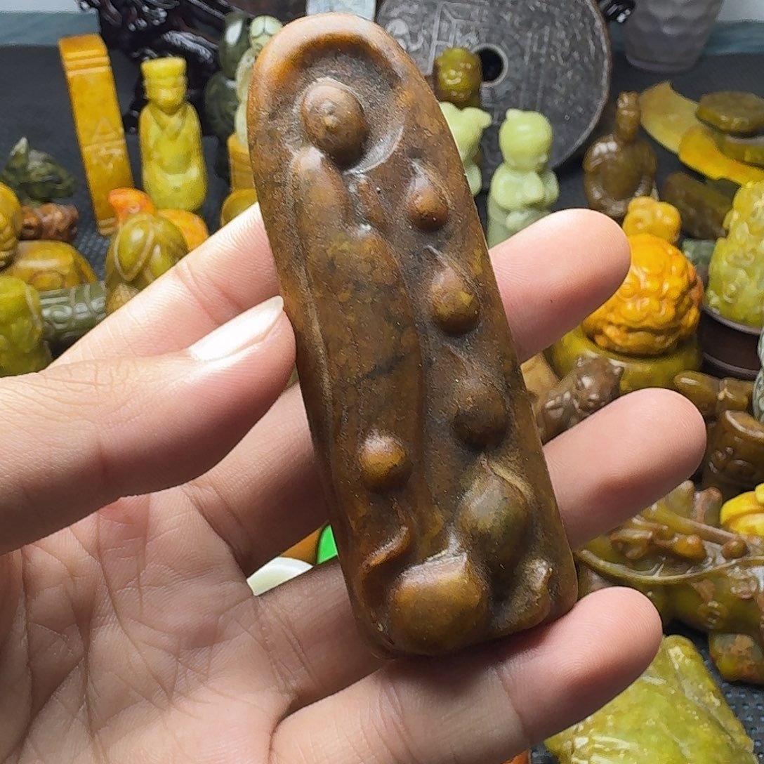 白玉菩提吊坠。。。