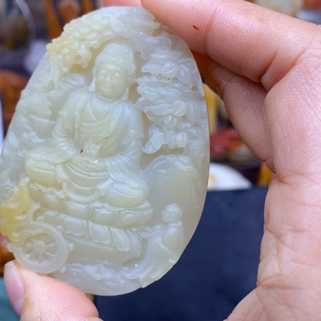 石英质玉（黄龙玉）颈饰未镶嵌