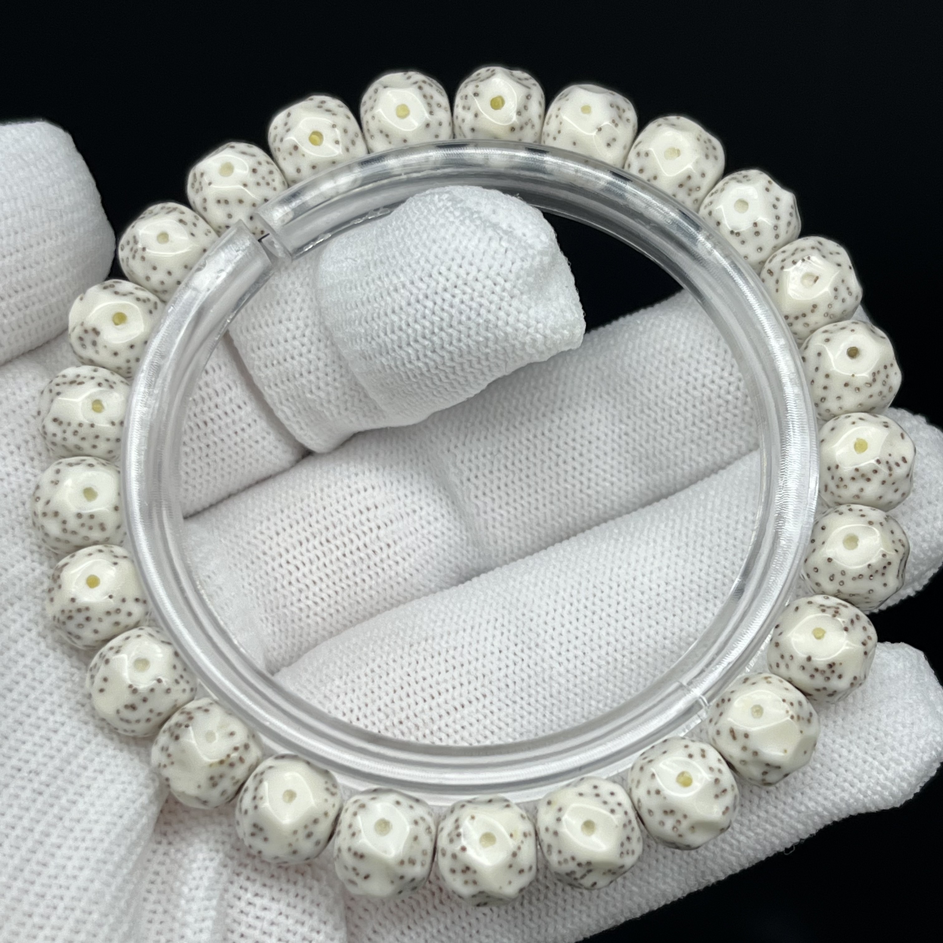 星月菩提海南毛感料9-8无相月朗星稀高油高密手串