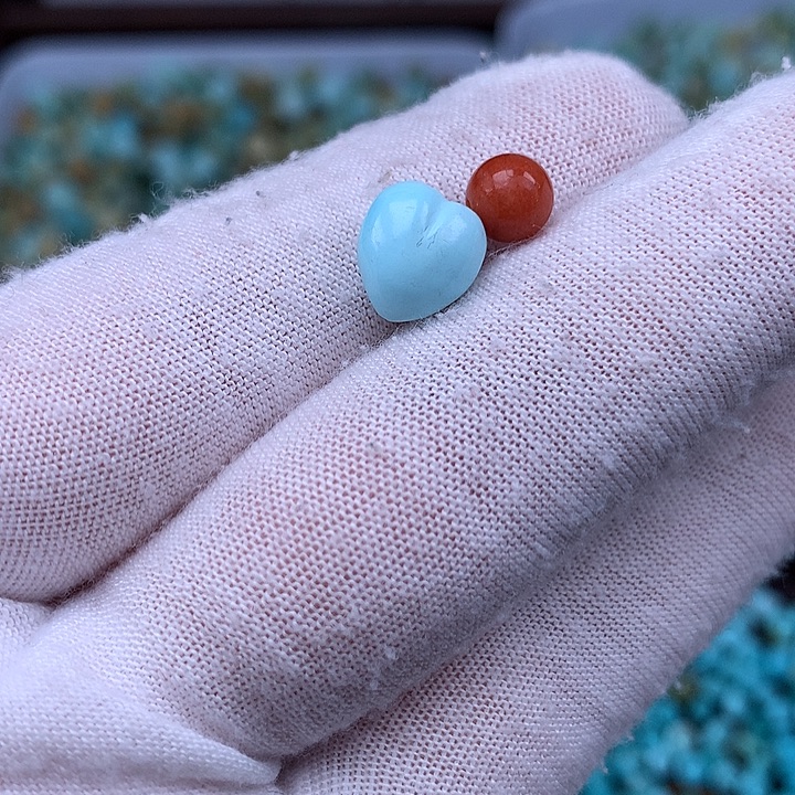 南红玛瑙未镶嵌珠宝奇石