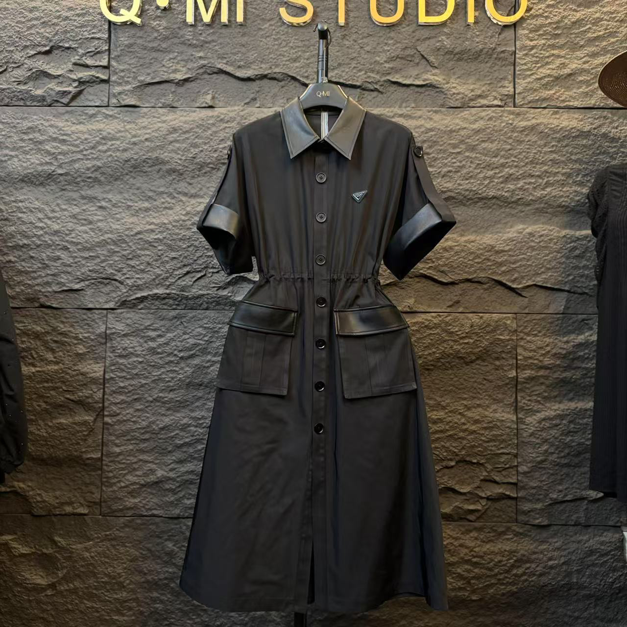 MIQIYMI气质时尚百搭拉链条纹连衣裙高级休闲显瘦Q0044