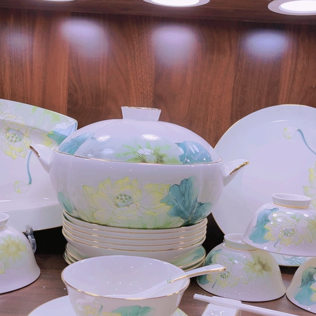 【闪购商品】瓷荷香满园