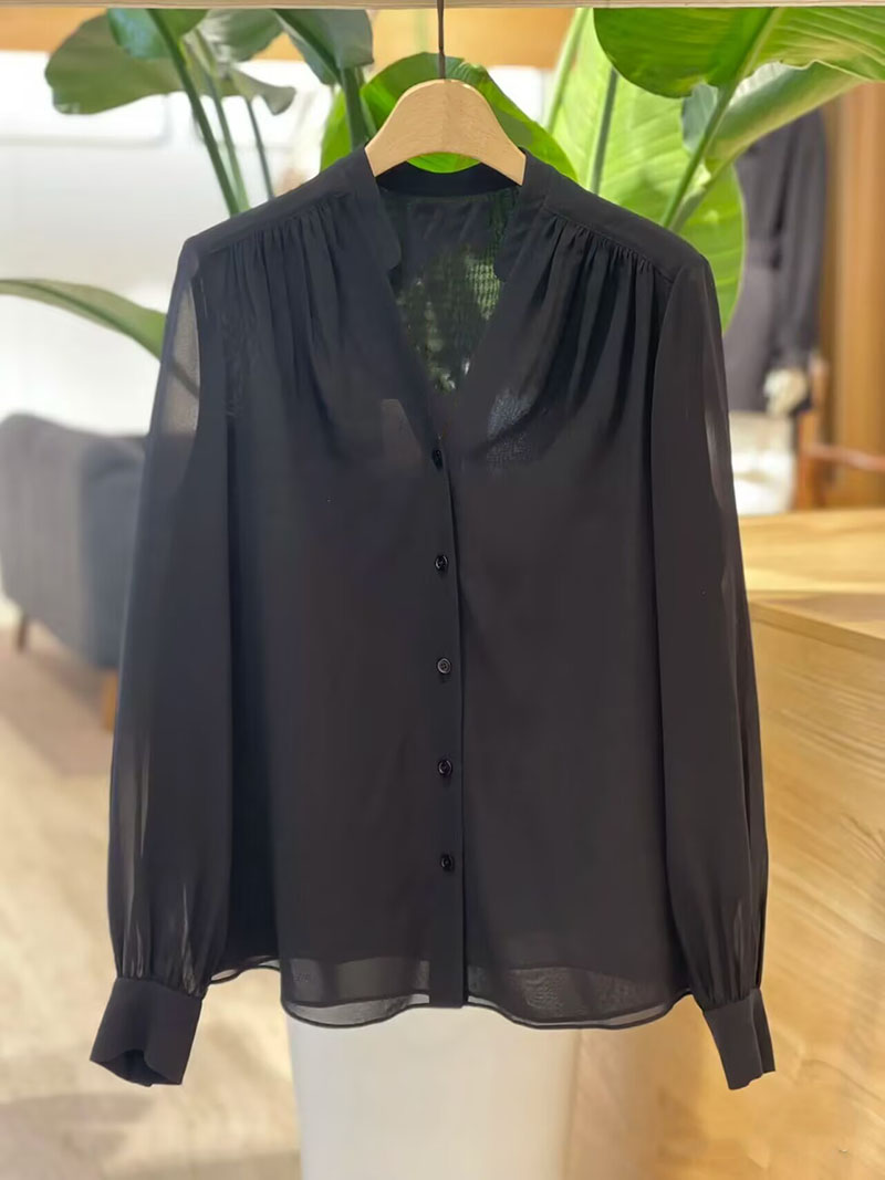 小禾纯原女装2025春夏新真丝乔其长袖V领单排扣花式抽褶百搭衬衫