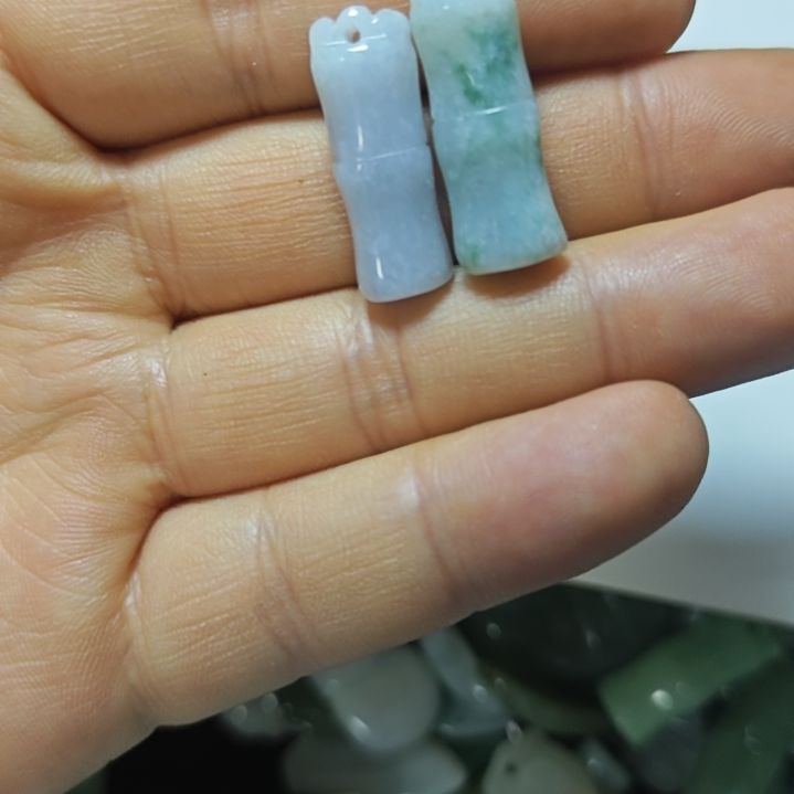 翡翠未镶嵌挂件竹子