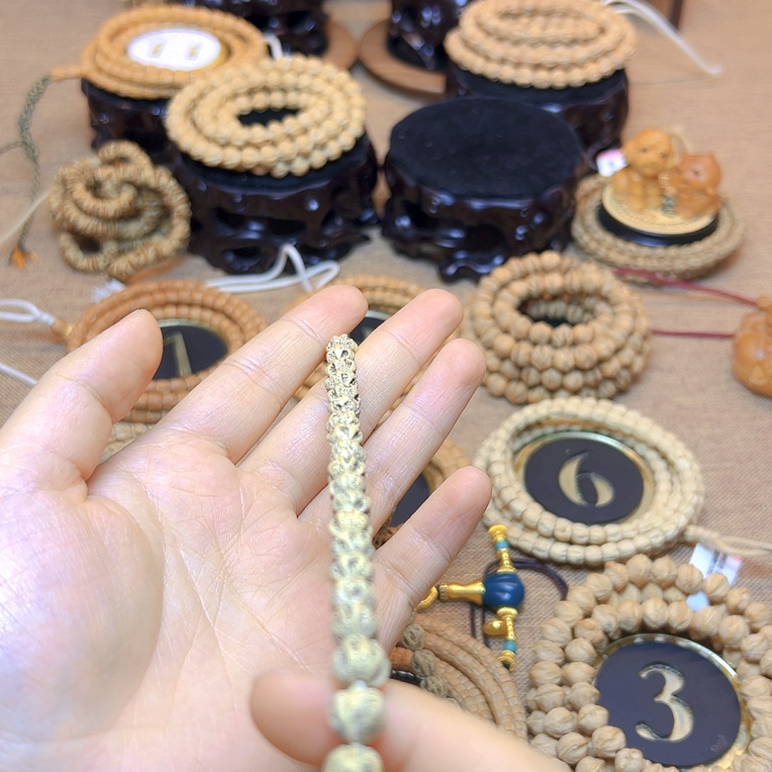 印***饼柏香籽/百香籽手串