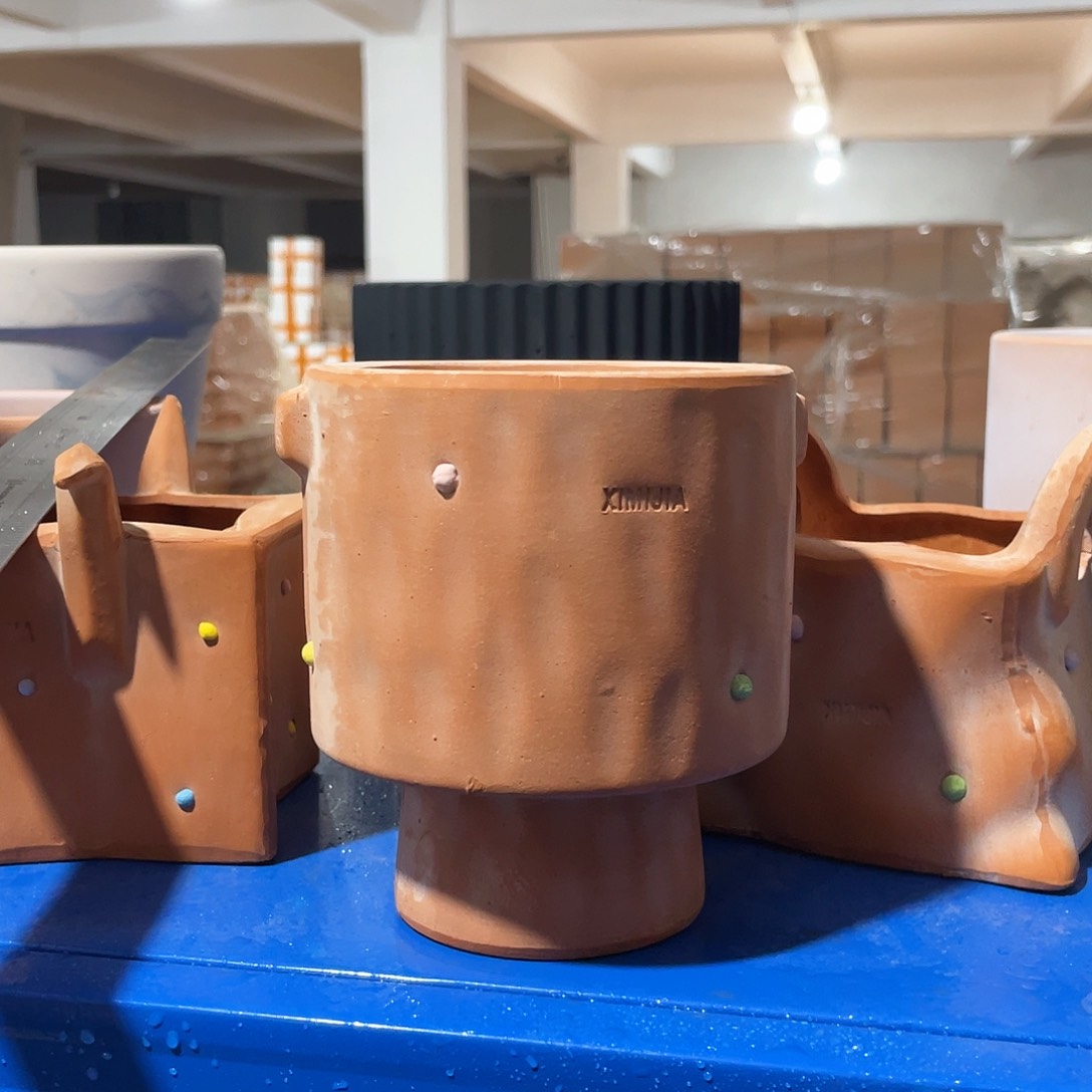 红陶两个小耳朵frff