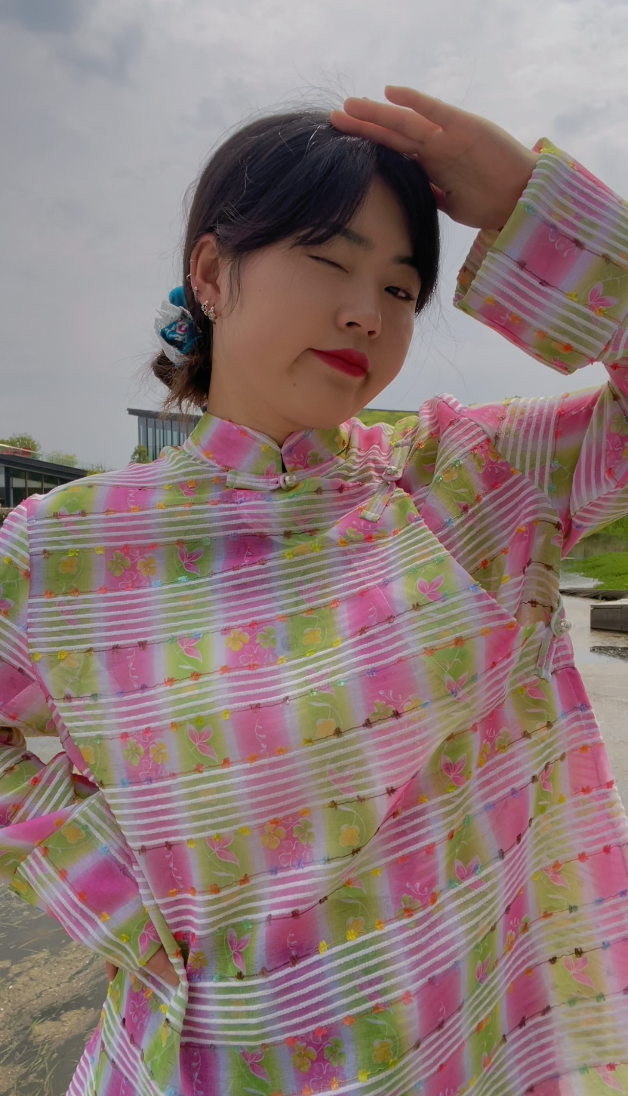 【多彩旅行家】七吉家新款肌理感棉彩虹衬衣