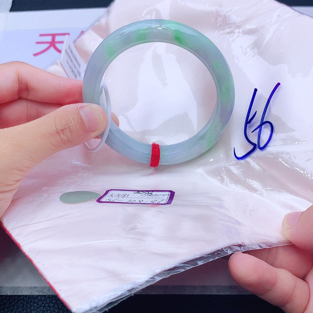 未镶嵌手镯翡翠翡翠