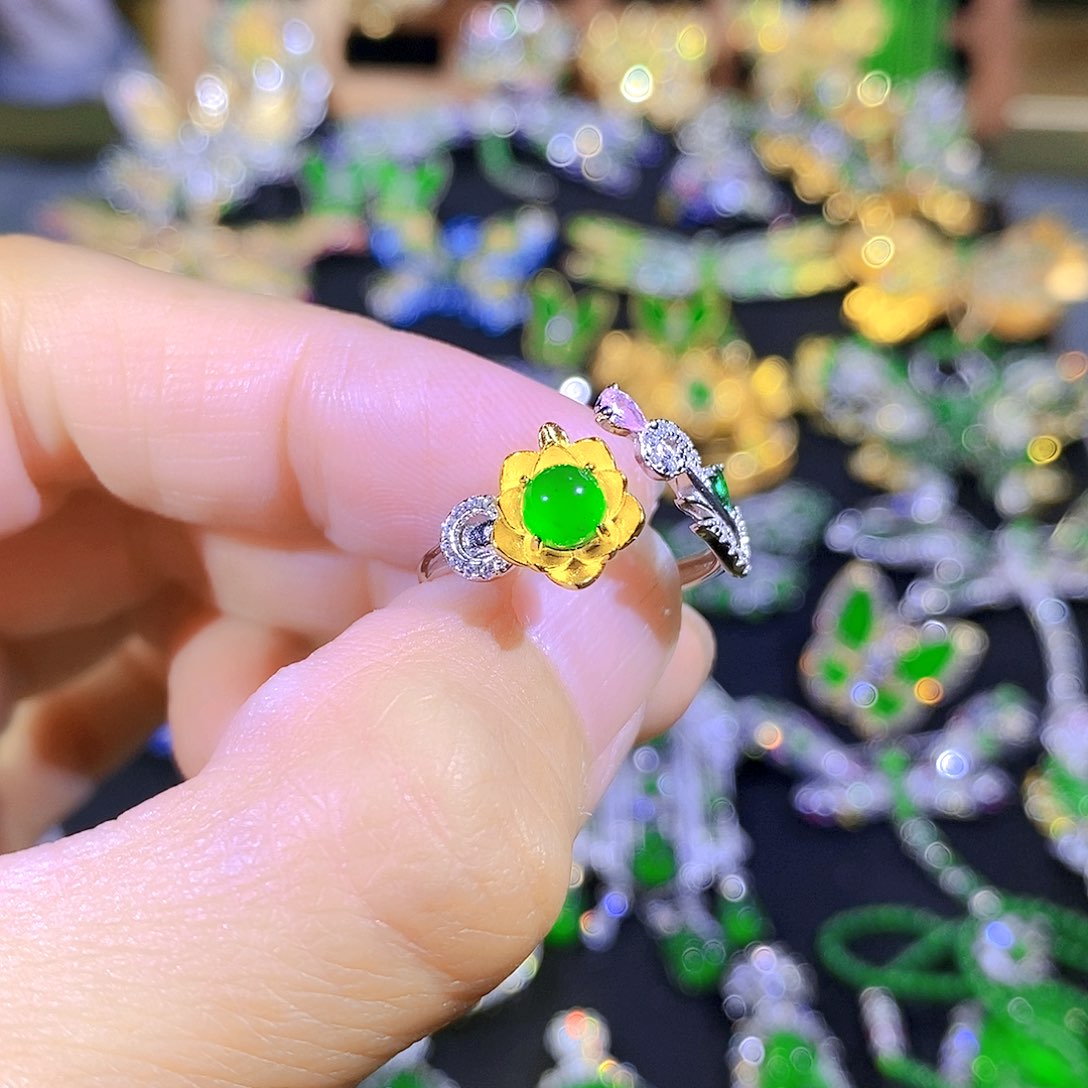 吊坠(不含链)银S925镶嵌翡翠