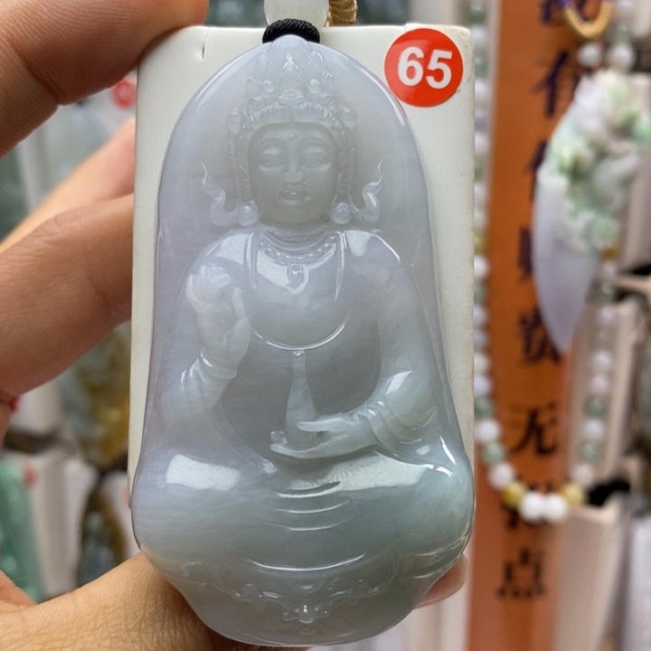 翡翠颈饰未镶嵌观音