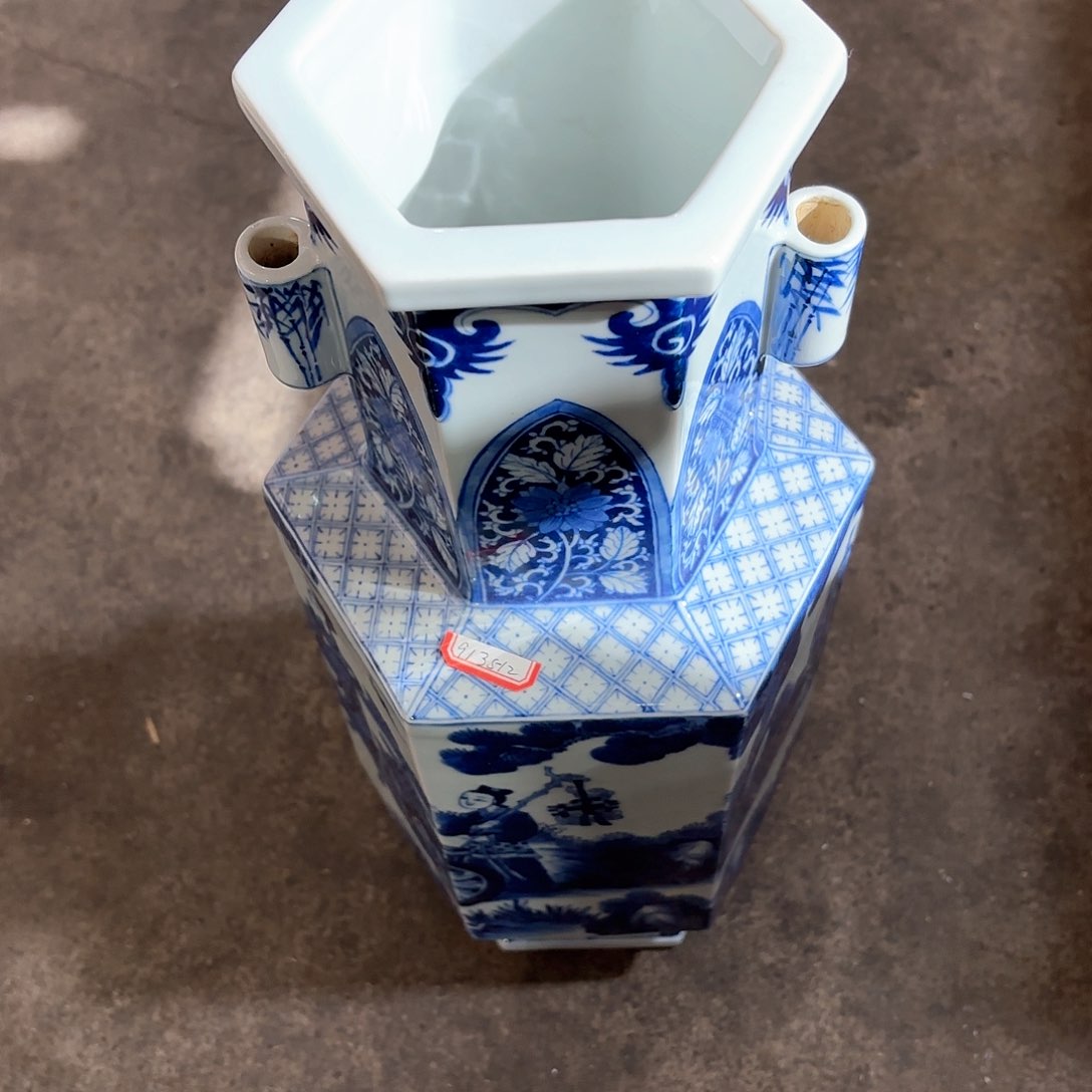 摆件z***g精品陶瓷工艺美术品摆件